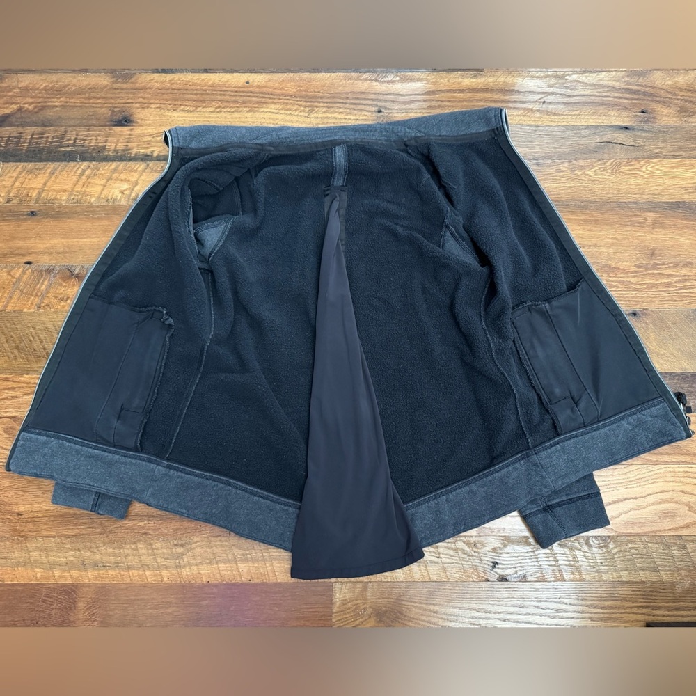 Lululemon Gray Zip-Up Jacket - image 2